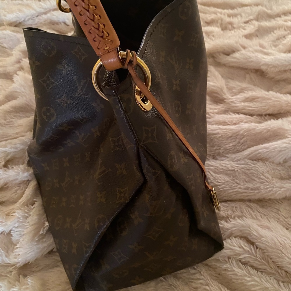 LOUIS VUITTON MONOGRAM - Picture 4 of 6